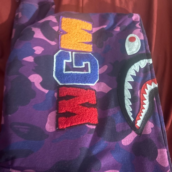 Purple bape hoodie - Picture 5 of 5